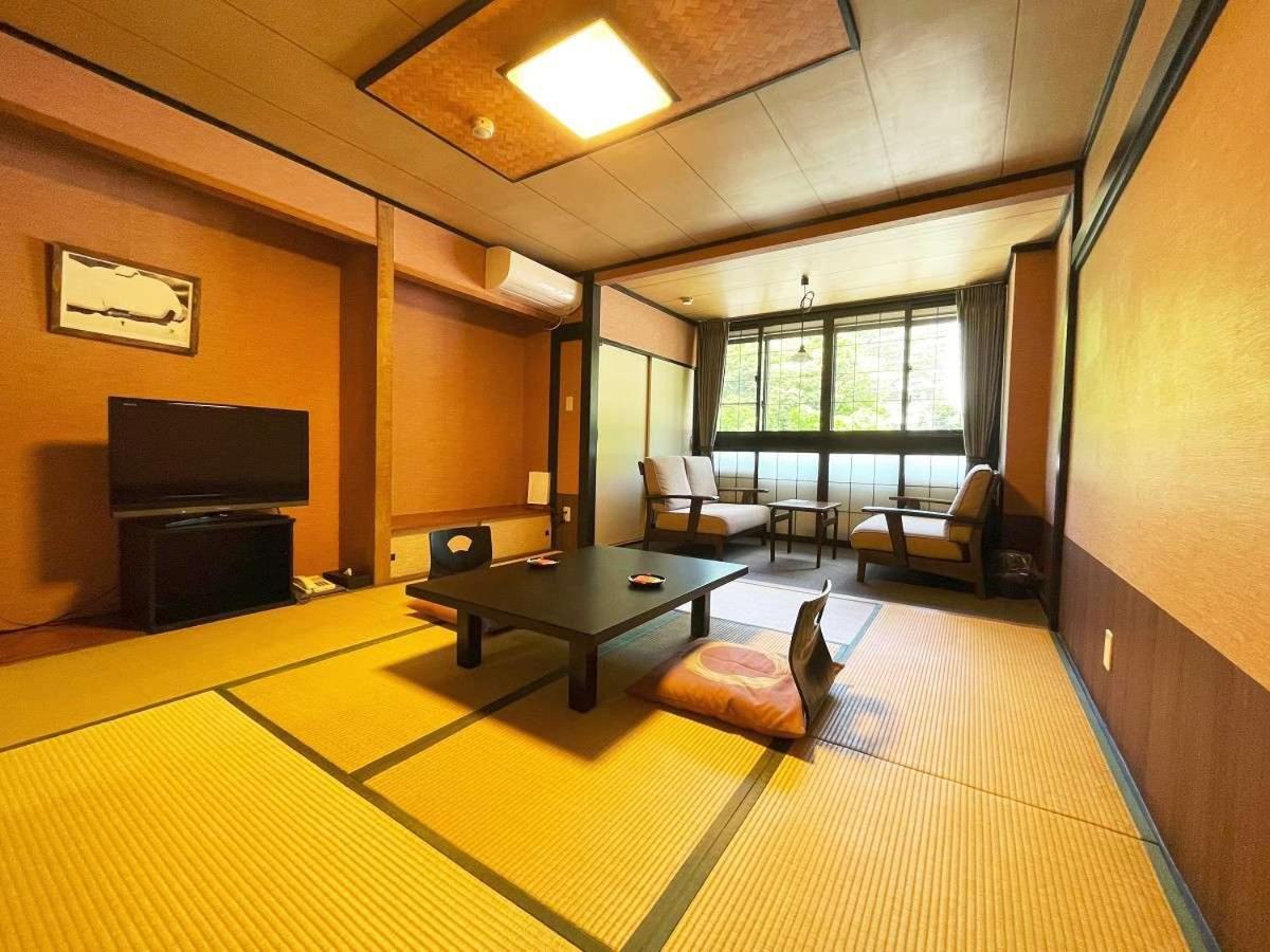 Kutsurogijyuku Shintaki Hotel Aizuwakamatsu Exterior photo